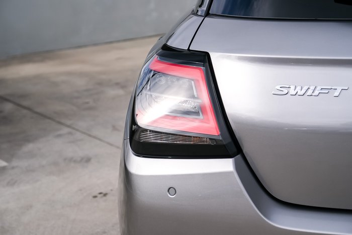 2025 Suzuki Swift Hybrid GLX