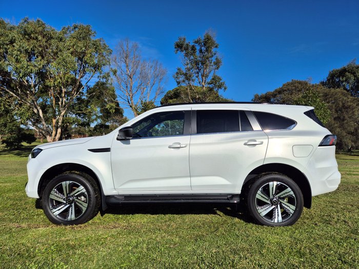 2025 Isuzu MU-X LS-T