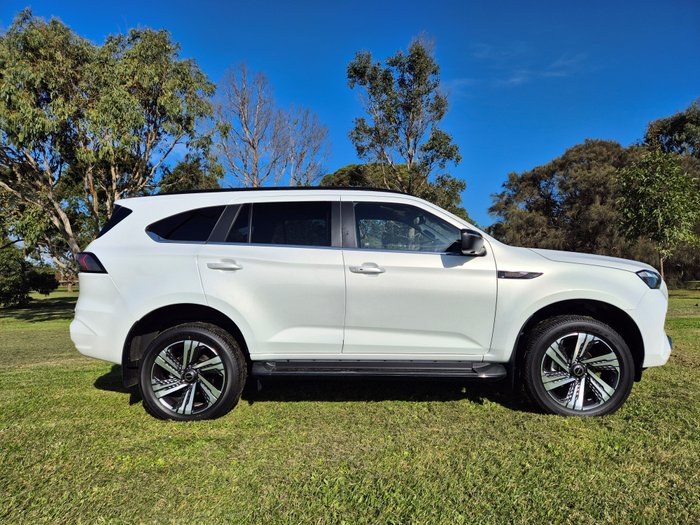2025 Isuzu MU-X LS-T