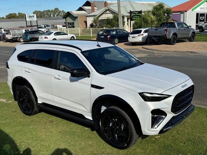 2026 Isuzu MU-X X-TERRAIN