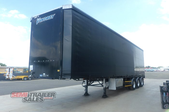 2020 Vawdrey 20 Pallet Curtainsider Road Train Lead