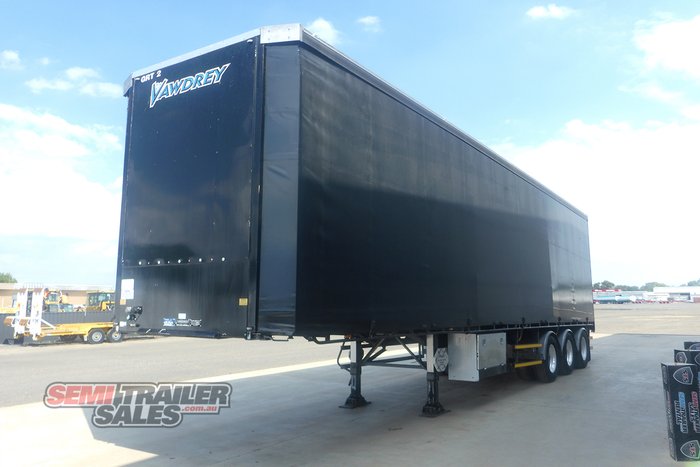 2020 Vawdrey 20 Pallet Curtainsider Road Train Lead