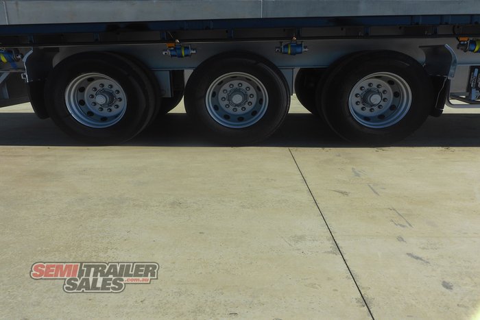 2003 Maxitrans 22 Pallet Flat Top