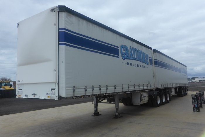 2012 Vawdrey 34 Pallet Curtainsider B Double Set