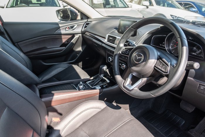 2017 Mazda 3 SP25 GT