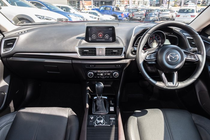 2017 Mazda 3 SP25 GT