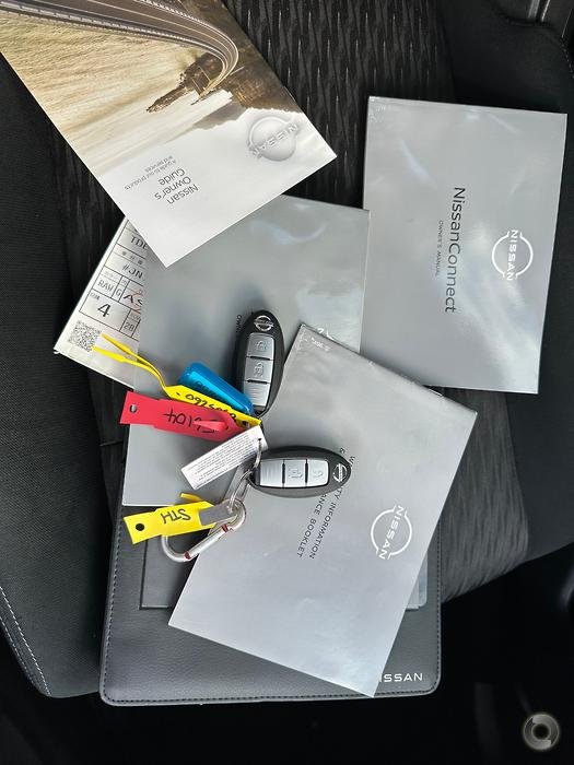 2022 Nissan X-TRAIL ST