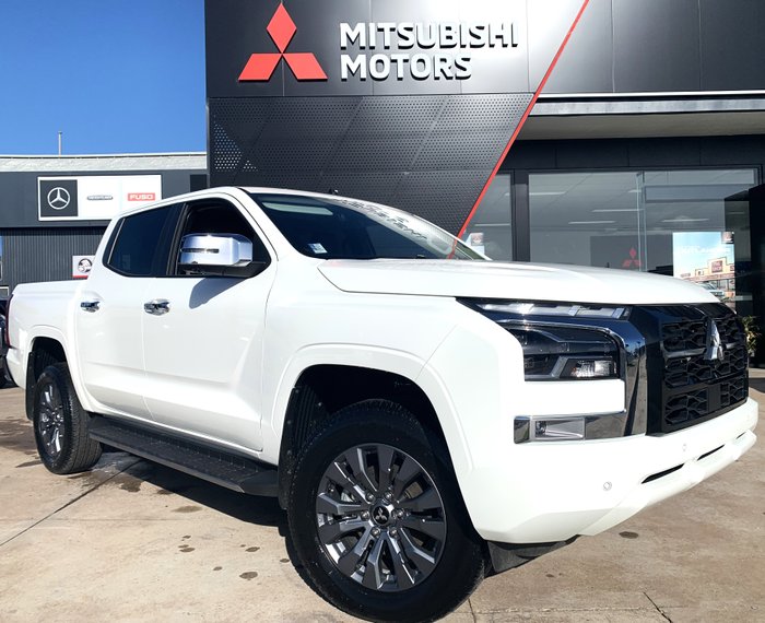 2024 Mitsubishi MV4X47 MV Triton GLS 2.4L D 6A/T 4X4 DC PU WHITE