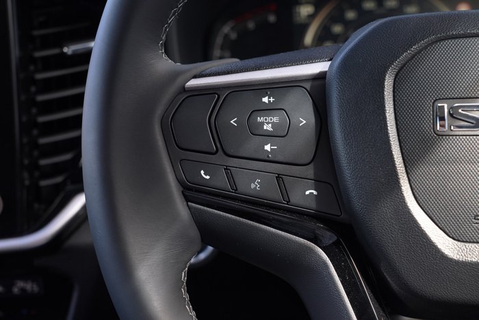 2025 Isuzu MU-X LS-U