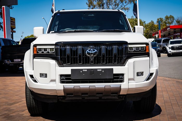 2025 Toyota PRADO VX