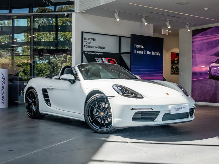 2022 Porsche 718