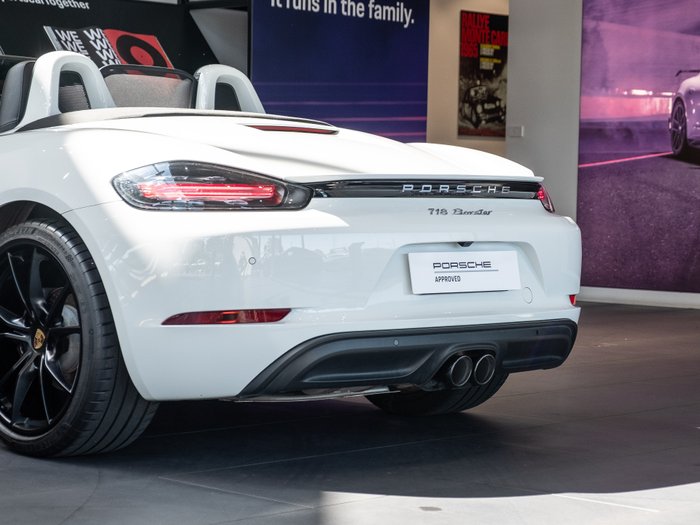 2022 Porsche 718 Boxster