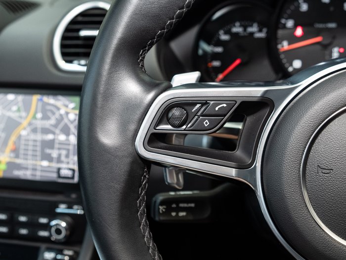 2022 Porsche 718 Boxster