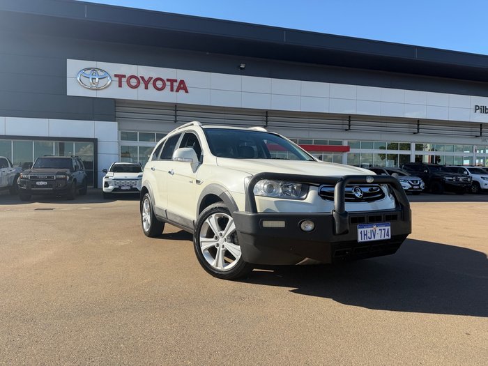 Holden CAPTIVA PEARL WHITE