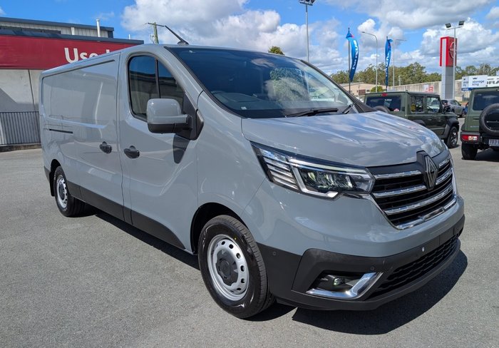 2025 RENAULT TRAFIC LWB PREMIUM