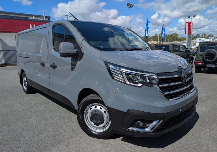 2025 RENAULT TRAFIC LWB PREMIUM