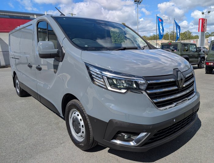 2025 RENAULT TRAFIC LWB PREMIUM