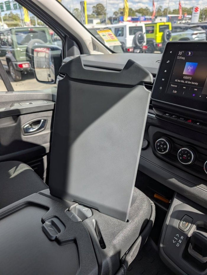 2025 RENAULT TRAFIC LWB PREMIUM