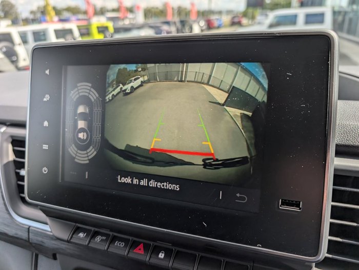 2025 RENAULT TRAFIC LWB PREMIUM