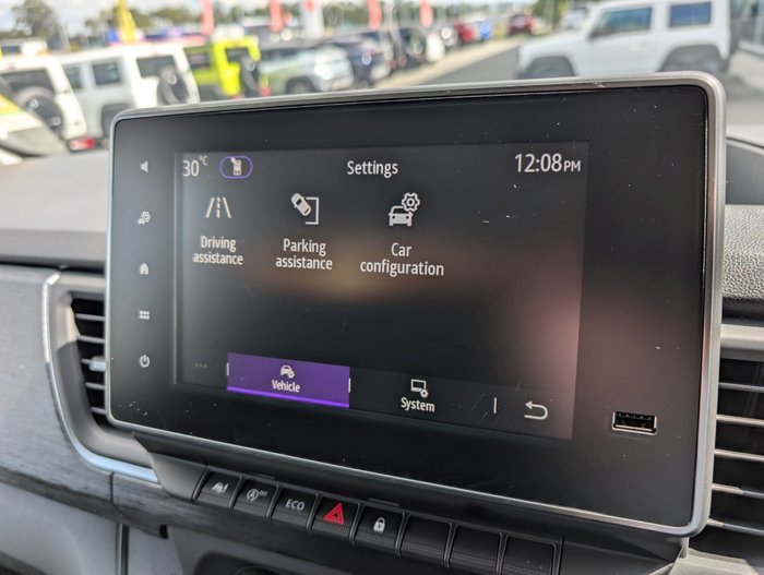 2025 RENAULT TRAFIC LWB PREMIUM
