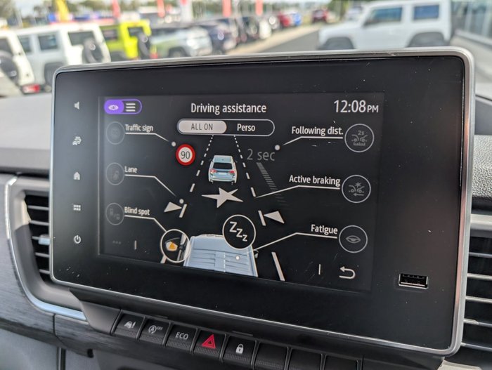 2025 RENAULT TRAFIC LWB PREMIUM