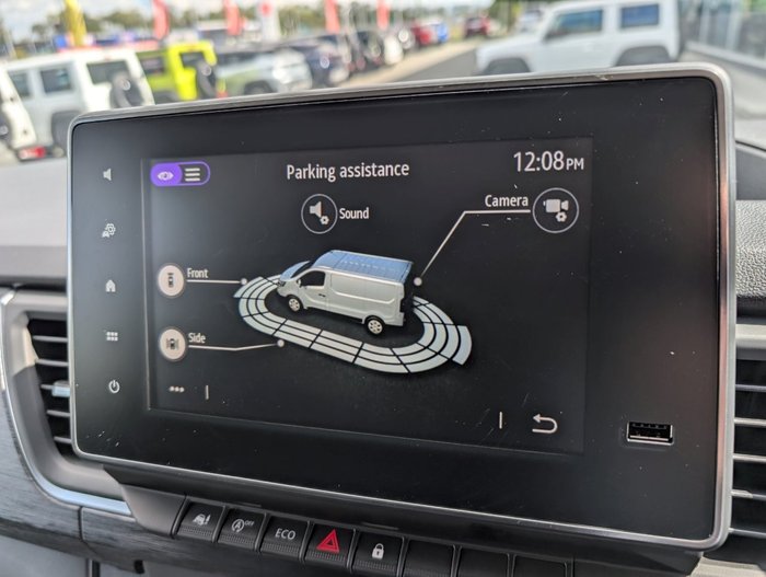 2025 RENAULT TRAFIC LWB PREMIUM