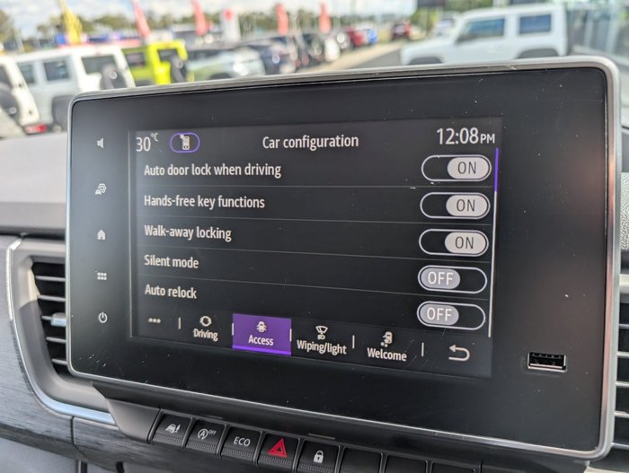 2025 RENAULT TRAFIC LWB PREMIUM