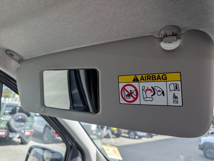 2025 RENAULT TRAFIC LWB PREMIUM