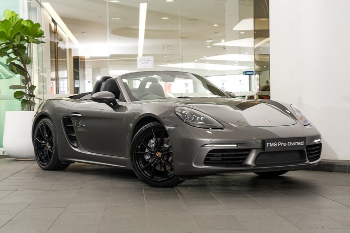 2020 Porsche 718