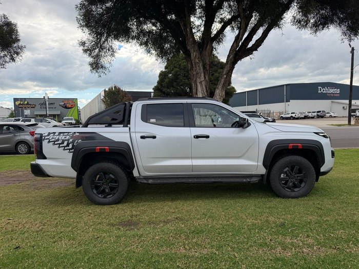 2026 NISSAN NAVARA
