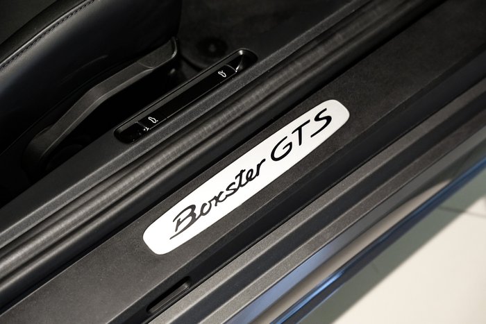 2023 Porsche 718 Boxster S