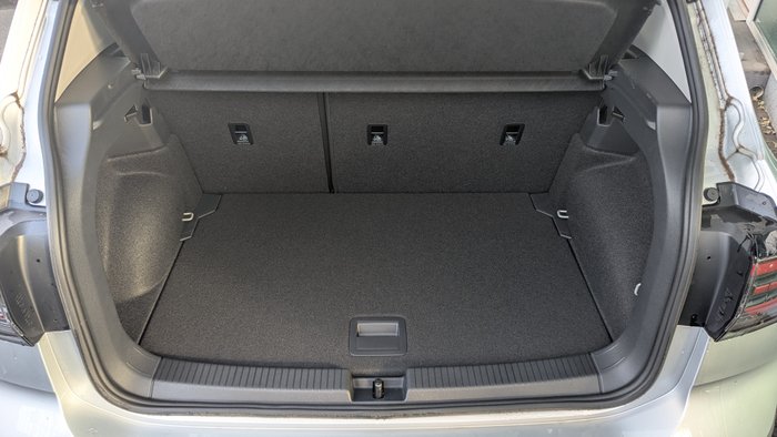 2024 VOLKSWAGEN T-CROSS LIFE