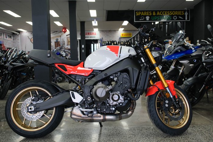 2025 YAMAHA XSR900 YAMAHA ROAD White