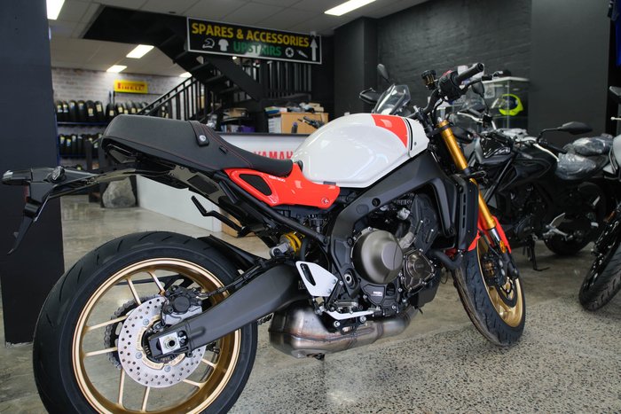 2025 YAMAHA XSR900 YAMAHA ROAD White