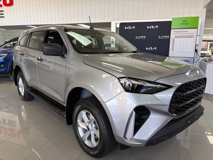 2025 ISUZU MU-X