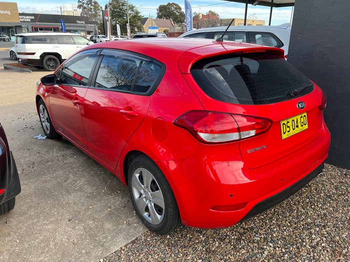 2016 KIA CERATO S