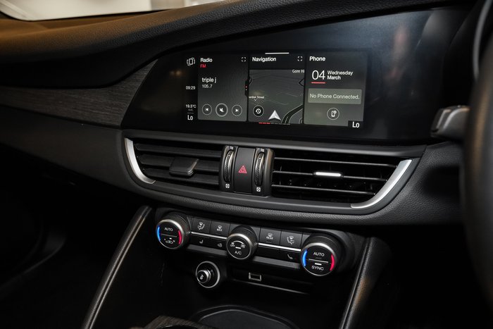 2023 Alfa Romeo Giulia Ti