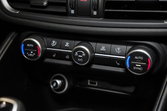 2023 Alfa Romeo Giulia Ti