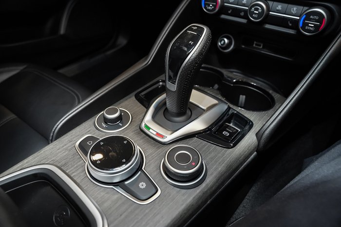 2023 Alfa Romeo Giulia Ti