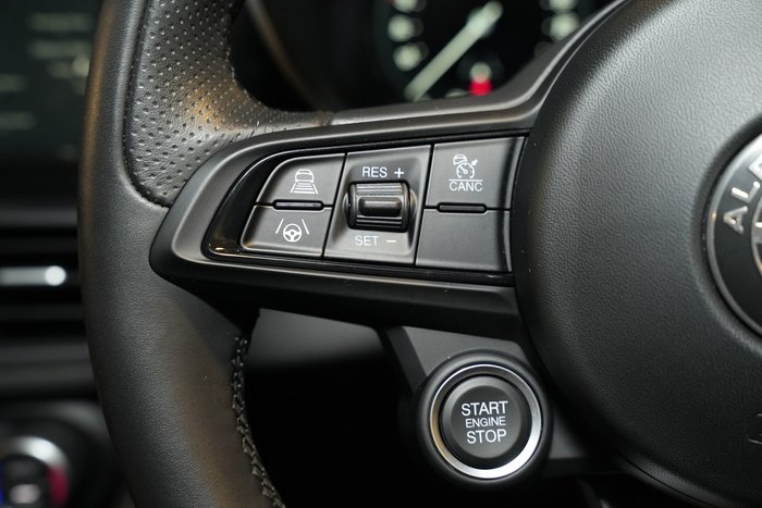 2023 Alfa Romeo Giulia Ti