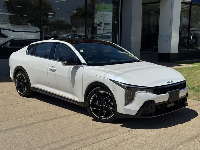 2026 Kia K4