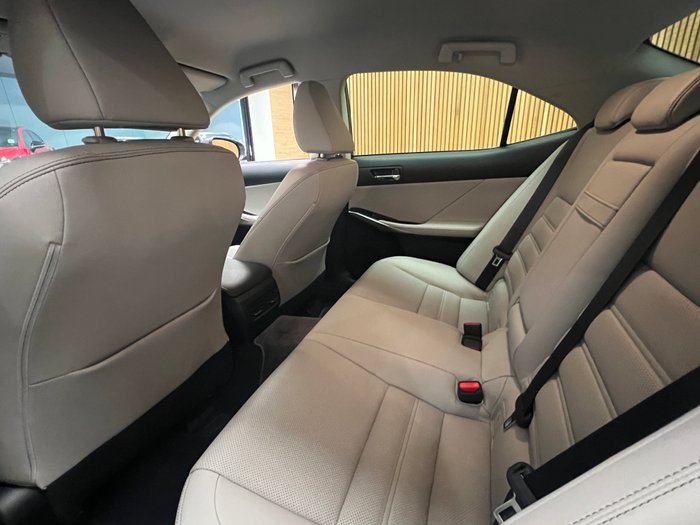 2015 Lexus IS250 Luxury 2.5L Petrol Automatic Sedan