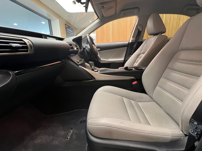 2015 Lexus IS250 Luxury 2.5L Petrol Automatic Sedan