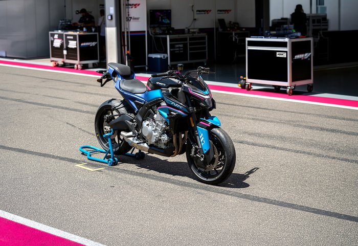 CFMOTO 675NK ABS GP