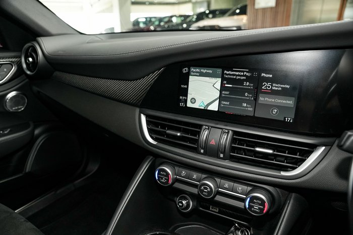 2024 Alfa Romeo Giulia Quadrifoglio