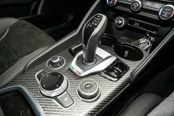 2024 Alfa Romeo Giulia Quadrifoglio