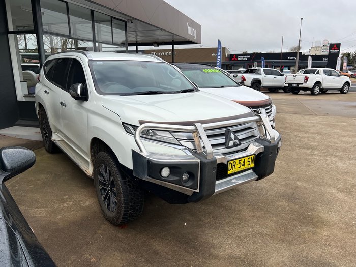 2021 MITSUBISHI PAJERO SPORT