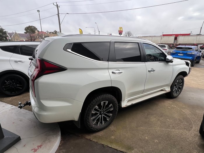 2021 MITSUBISHI PAJERO SPORT GLS