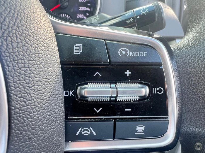 2022 Kia Carnival S