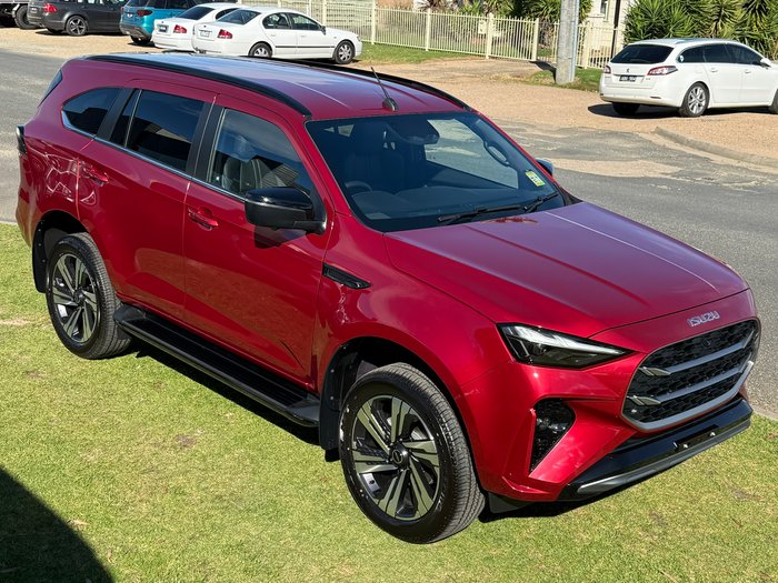 2026 Isuzu MU-X LS-T